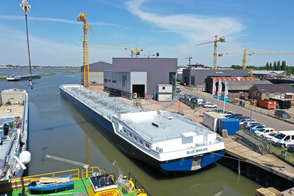 Aankomst 1e tanker 'Parsifal', Nieuws. Concordia Damen