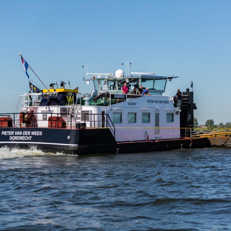 proefvaart duwboot Pieter van der Wees